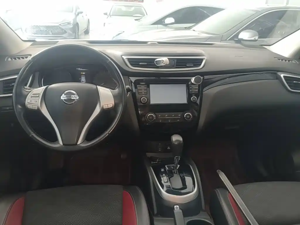 Nissan Qashqai 2018 — фото 10