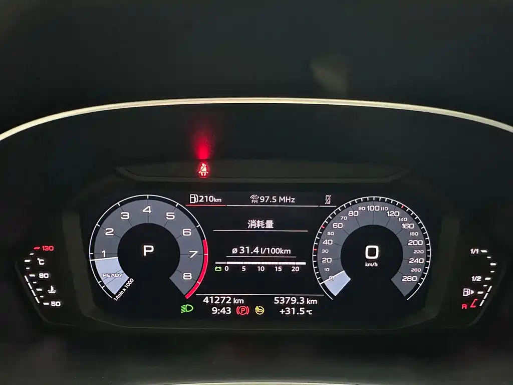 Audi Q3 2022 — фото 14