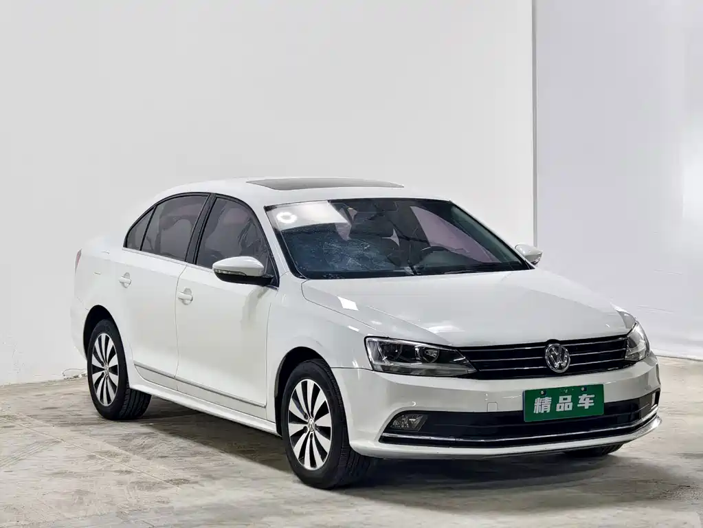 Volkswagen Sagitar 2017