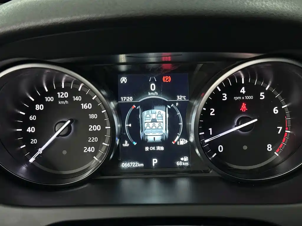 Land Rover Discovery Sport 2019 — фото 13