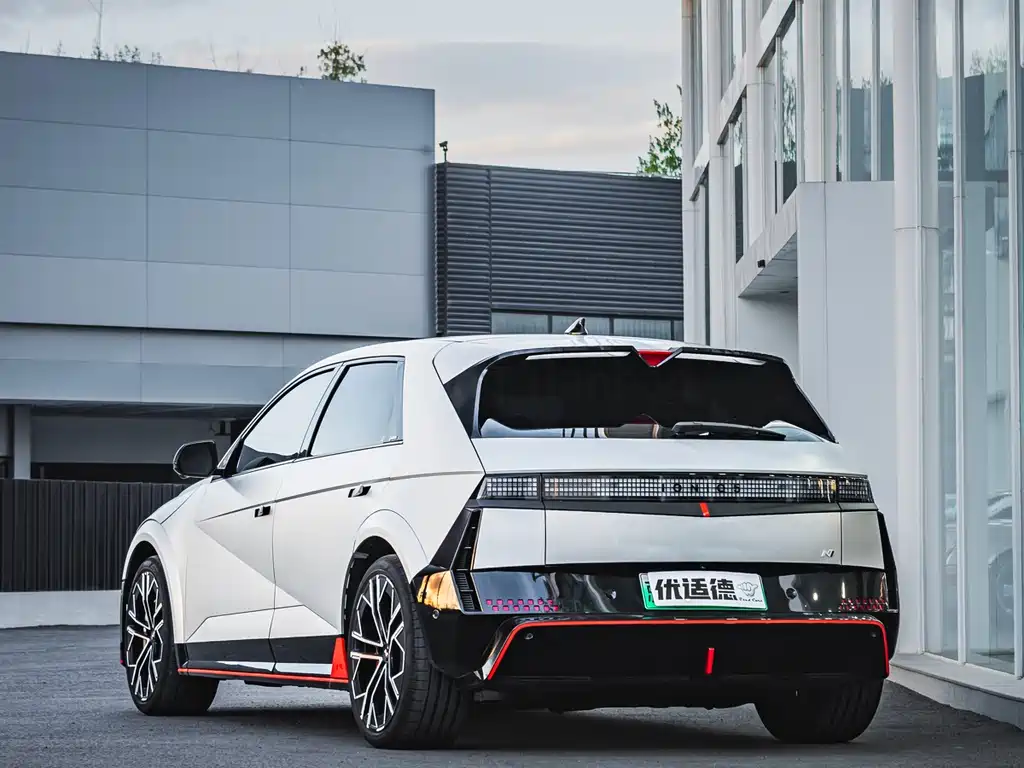 Hyundai IONIQ 5 N 2025 — фото 3
