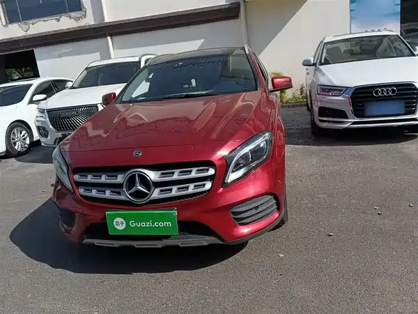 Mercedes-Benz GLA 2019