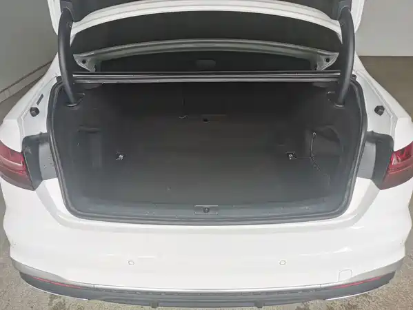 Audi A4L 2020