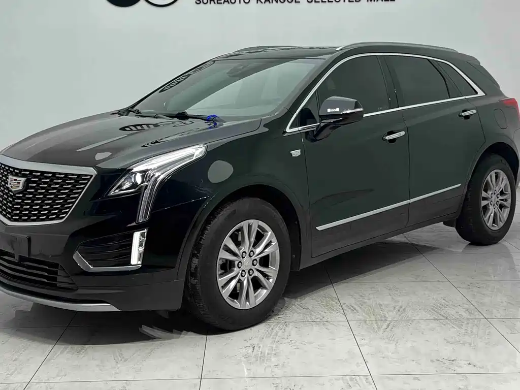 Cadillac XT5 2021 — фото 1