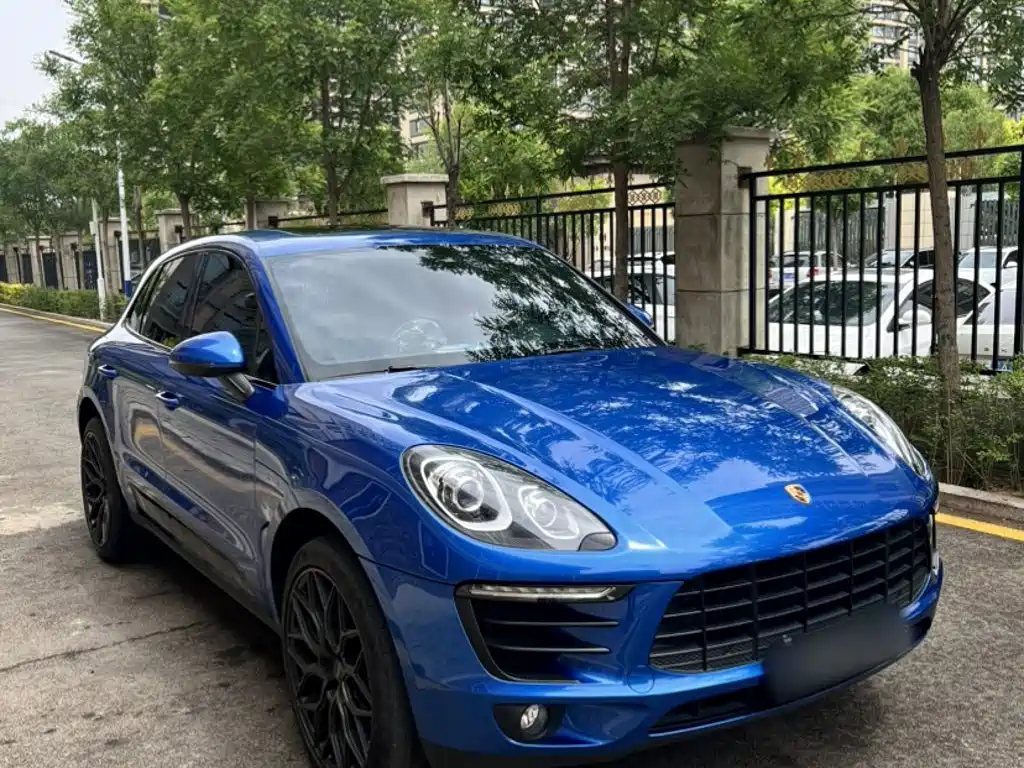 Porsche Macan 2017 — фото 12