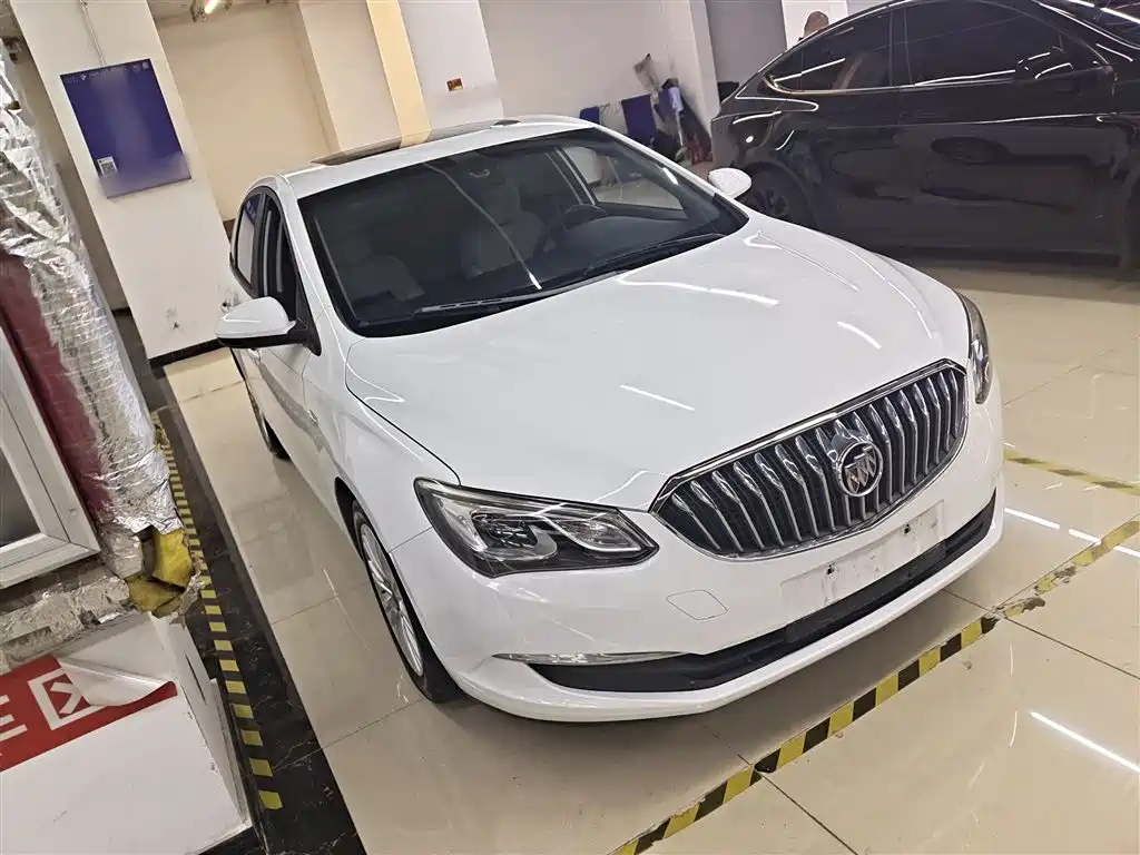 Buick Excelle 2017 — фото 22