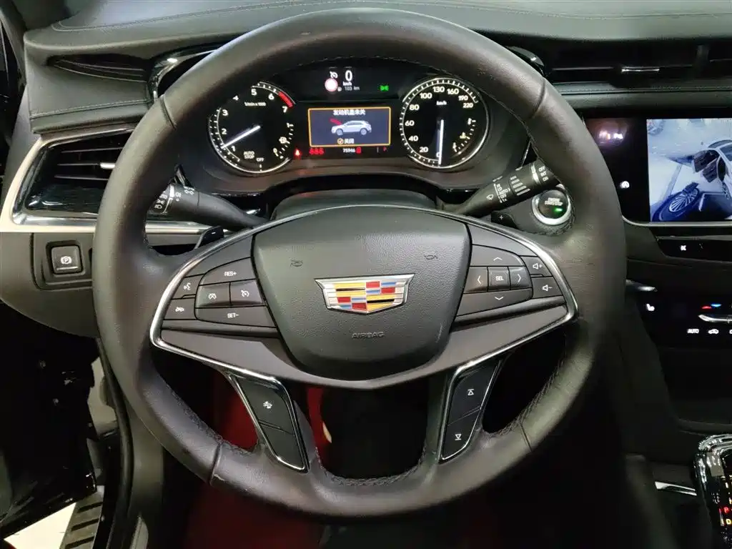 Cadillac XT5 2020 — фото 11