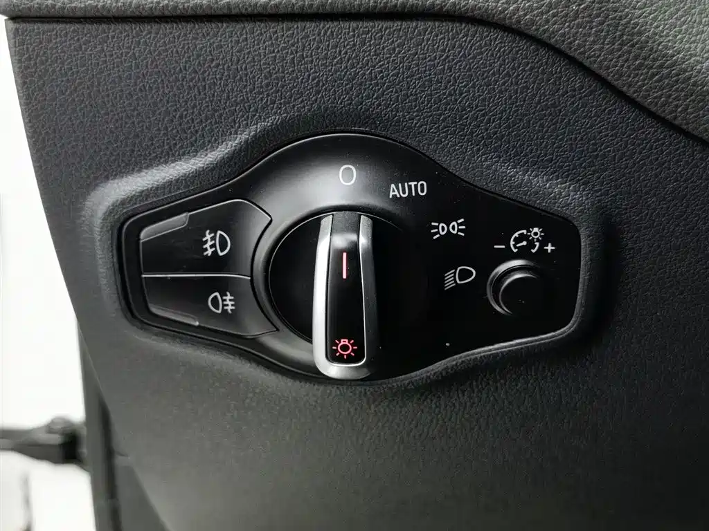 Audi Q5 2015 — фото 21