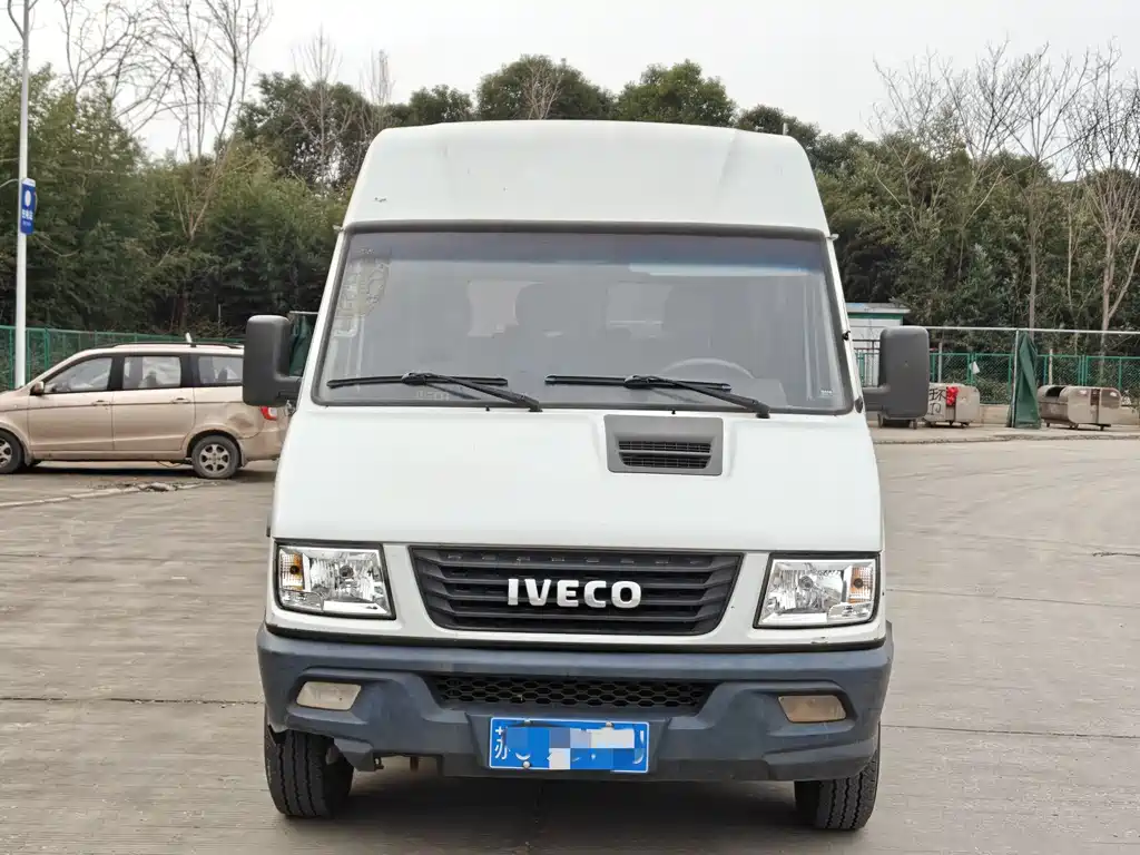 IVECO Daily 2020 — фото 2