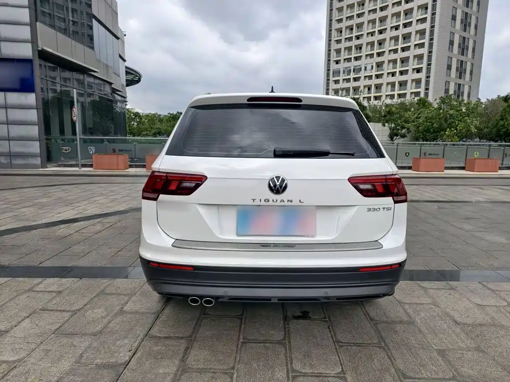 Volkswagen Tiguan L 2021 — фото 7