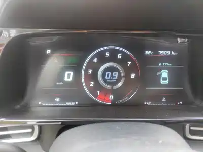 Hyundai Elantra 2022