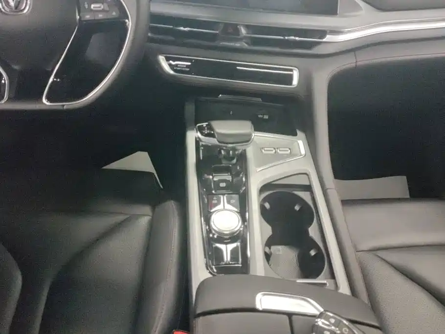 Changan CS75PLUS 2022 — фото 16