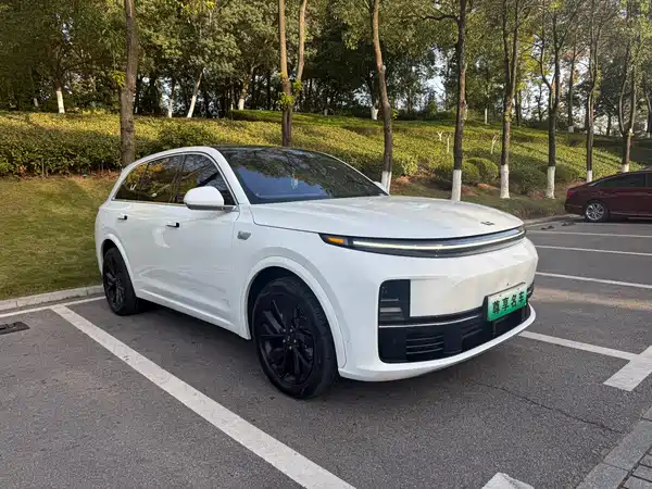 Li Auto L7 2023