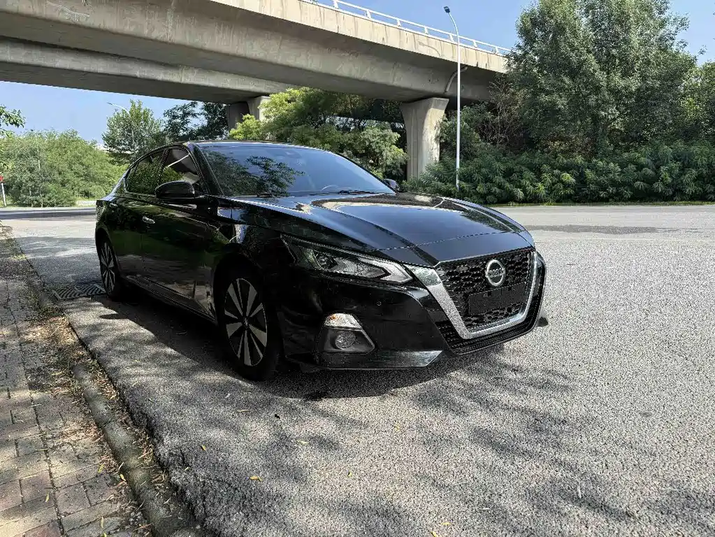 Nissan Teana 2021