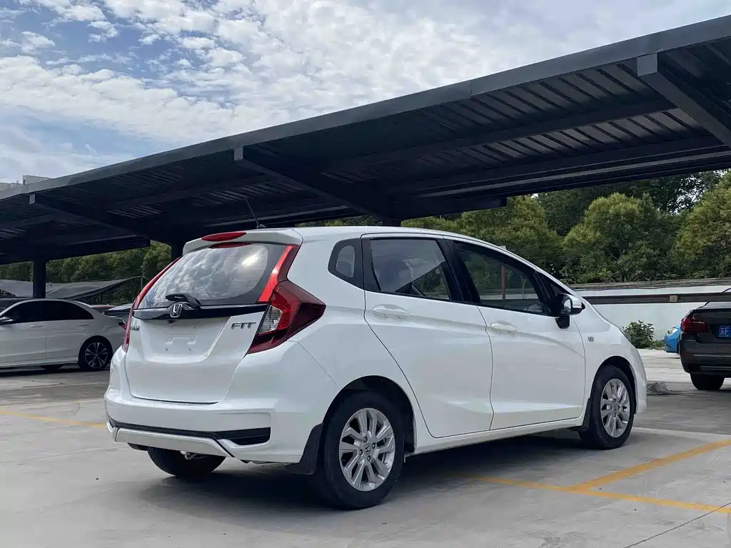 Honda Fit 2019 — фото 9