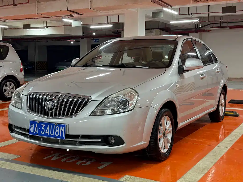 Buick Excelle 2013 — фото 1