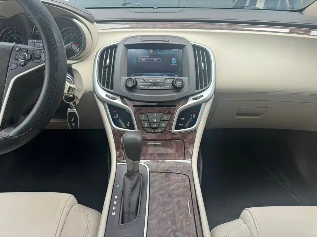 Buick LaCrosse 2014 — фото 21