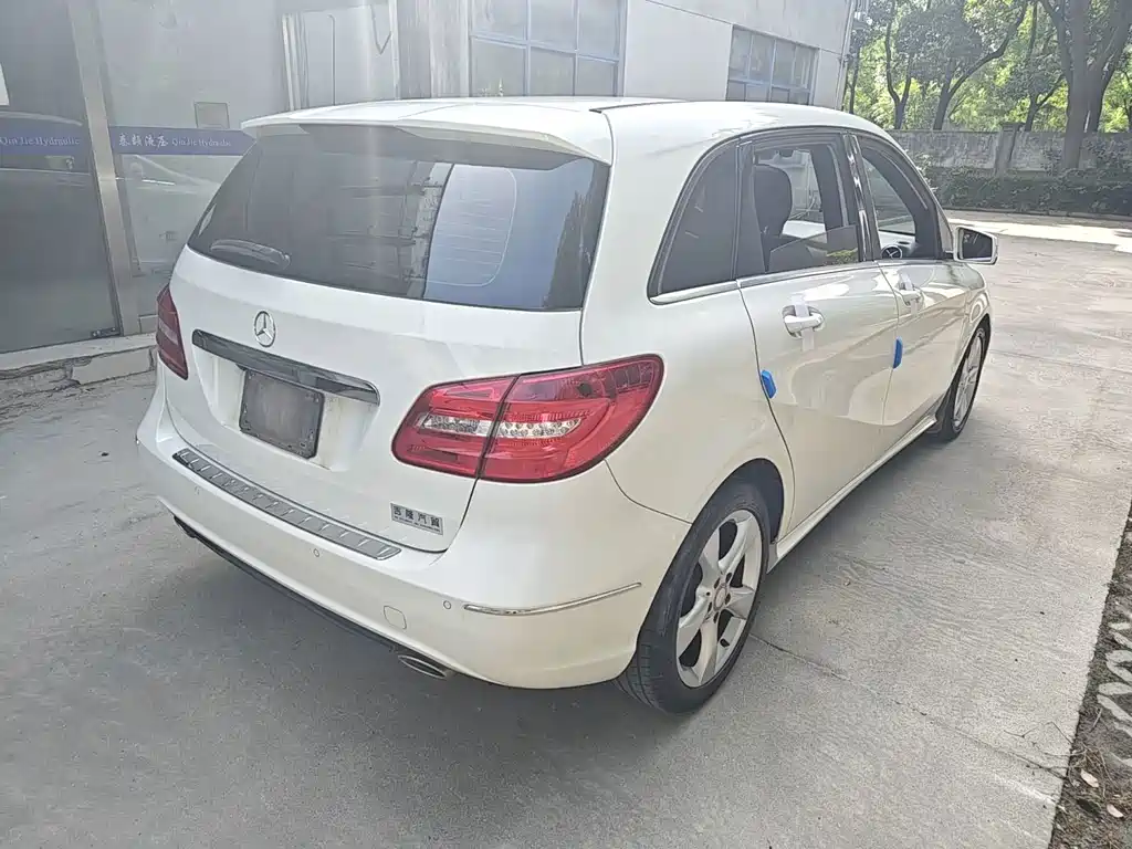 Mercedes-Benz B-Class 2014