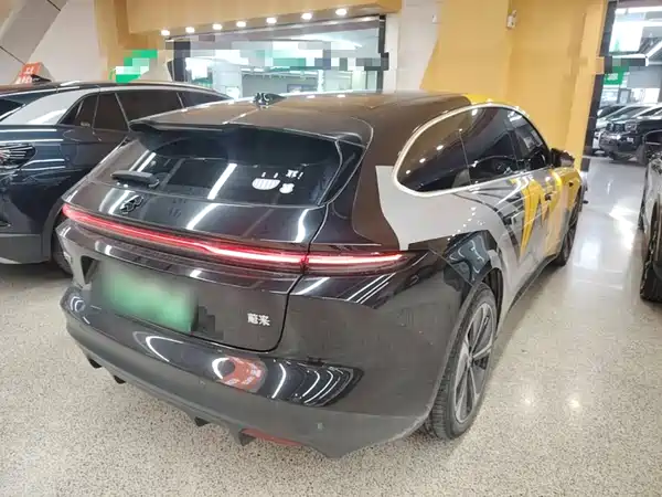 NIO ET5T 2024