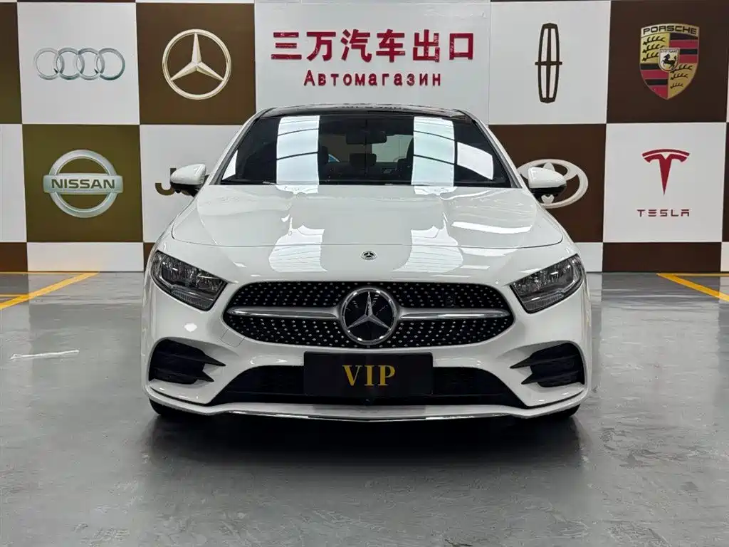 Mercedes-Benz A-Class 2023 — фото 2