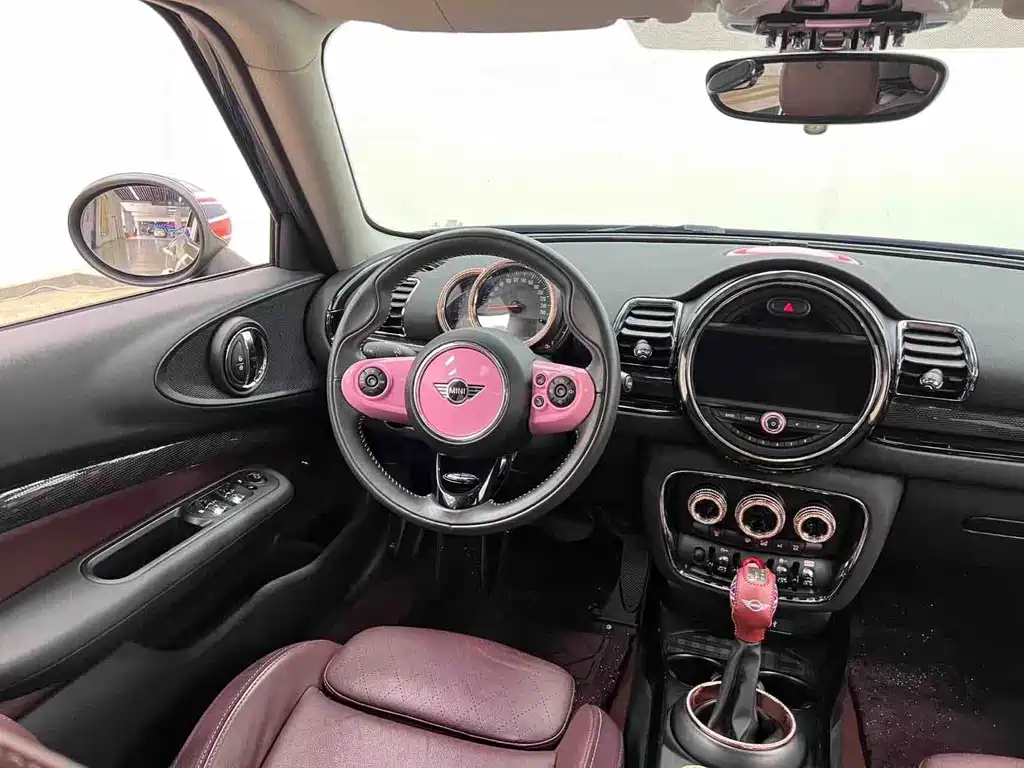 MINI Clubman 2019 — фото 17