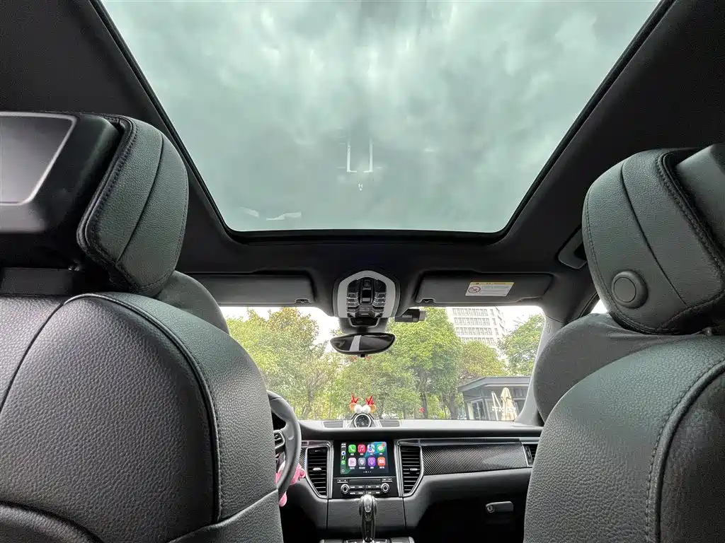 Porsche Macan 2017 — фото 25