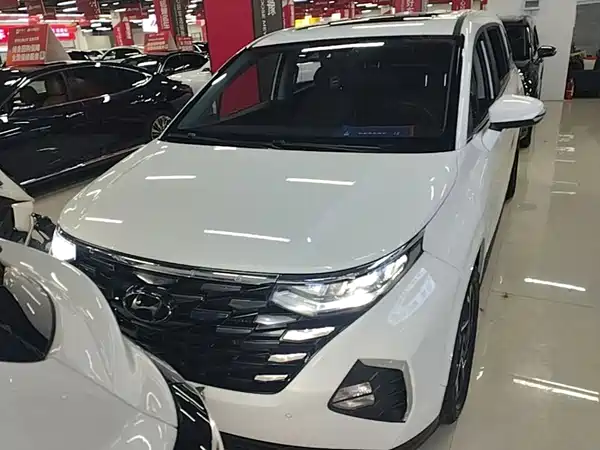 Hyundai Custin 2022