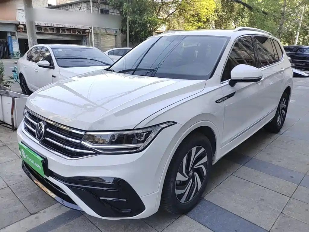 Volkswagen Tiguan L 2024