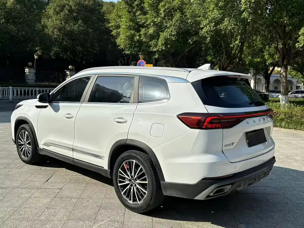Chery Tiggo 8 PRO 2023 — фото 13