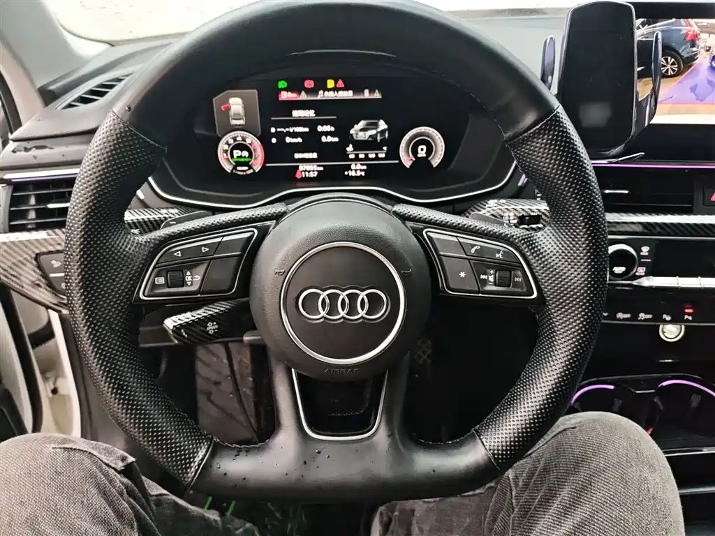 Audi A4L 2022 — фото 11