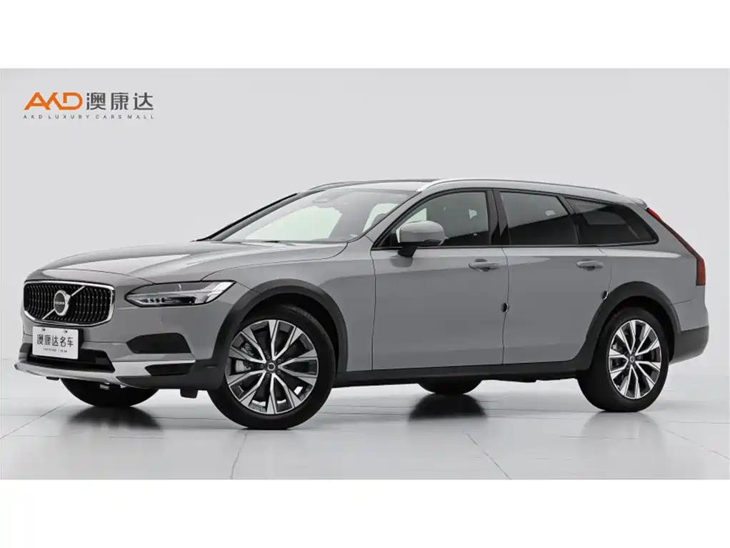 Volvo V90 2024