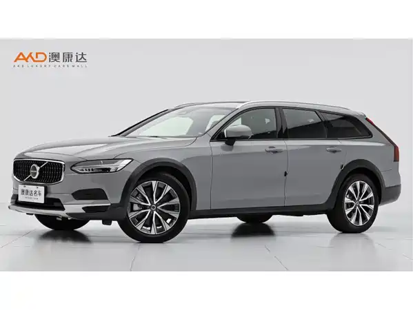 Volvo V90 2024