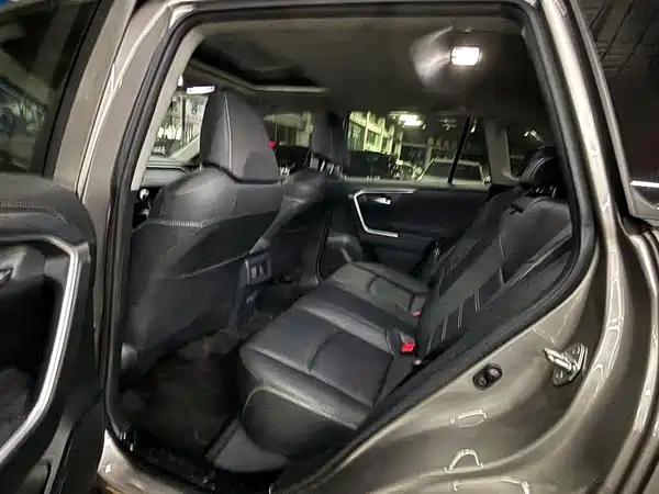 Toyota RAV4 2021