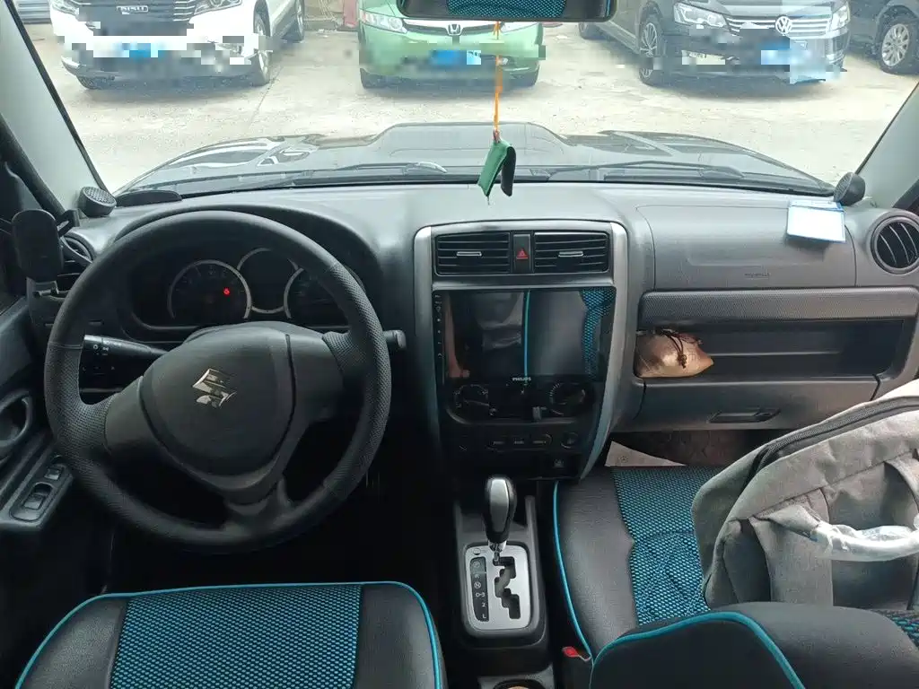 Suzuki Jimny 2015 — фото 10