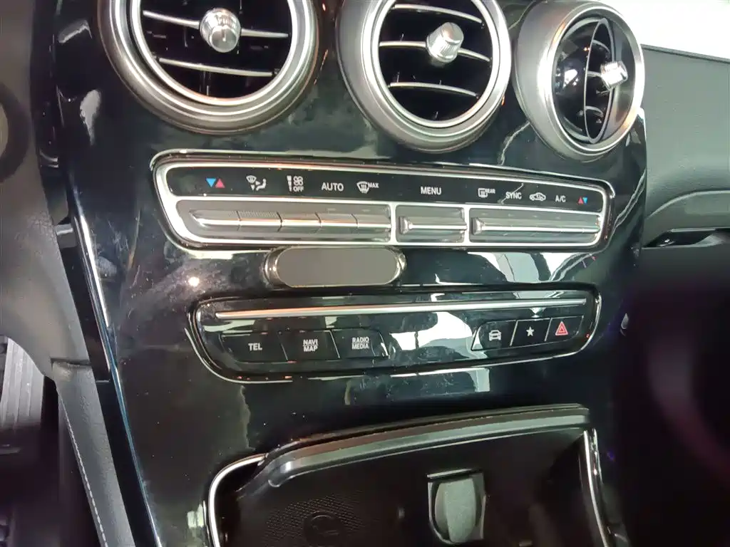 Mercedes-Benz GLC 2020 — фото 13