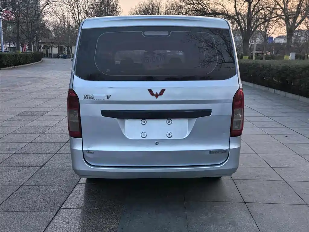 Wuling Rongguang V 2017 — фото 5