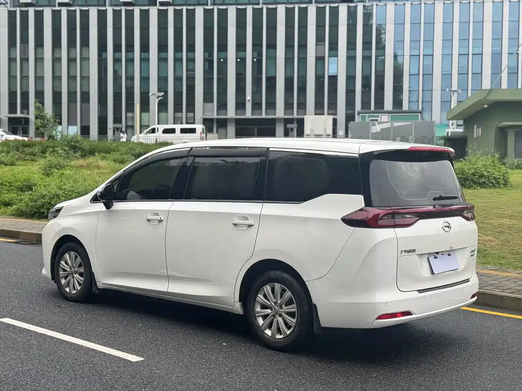 GAC Motor Trumpchi M6 2020 — фото 13