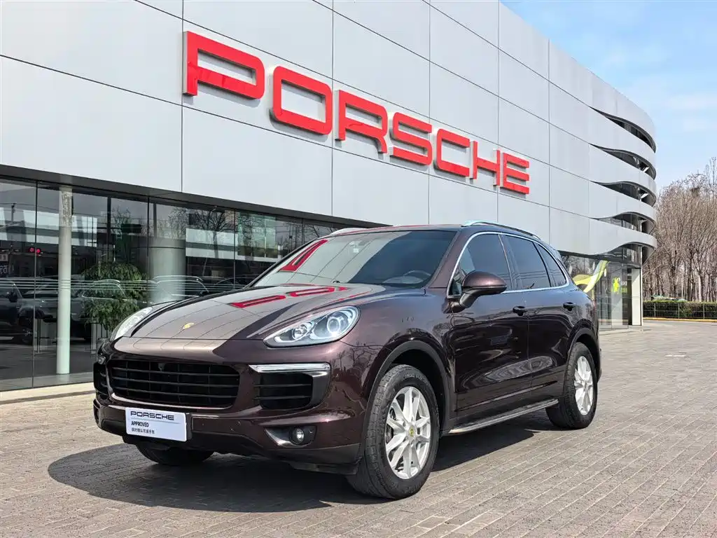 Porsche Cayenne 2017 — фото 1