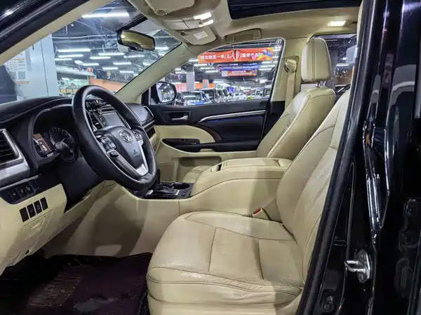 Toyota Highlander 2015