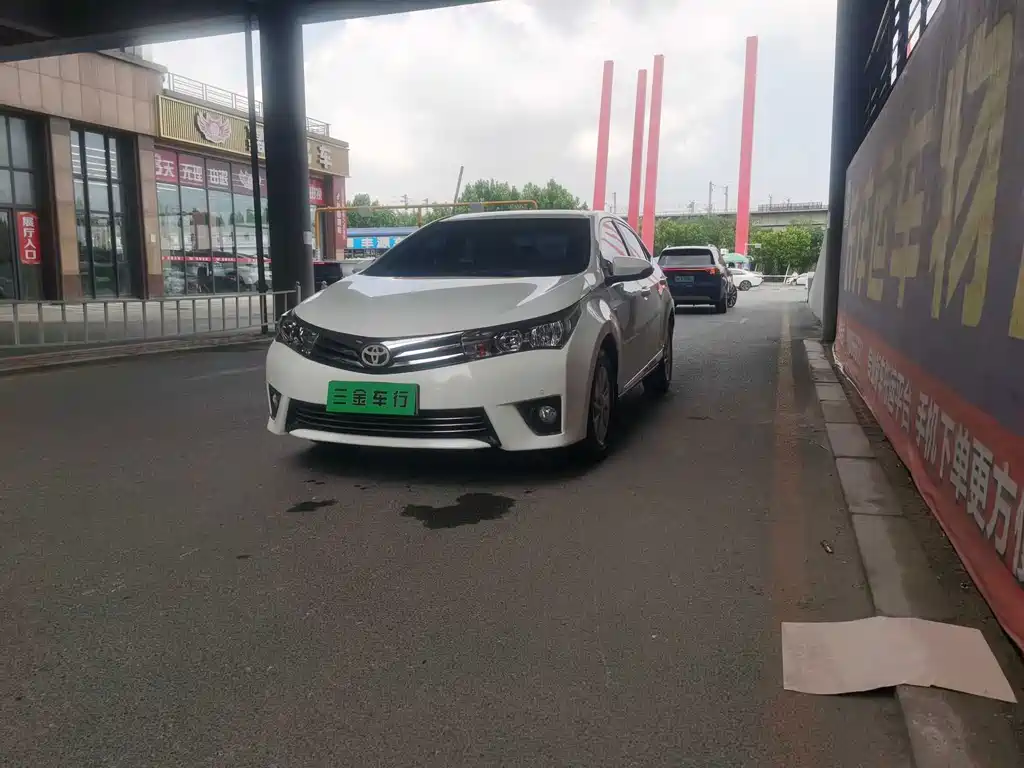 Toyota Corolla 2015