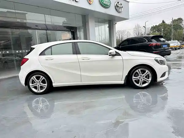 Mercedes-Benz A-Class 2013