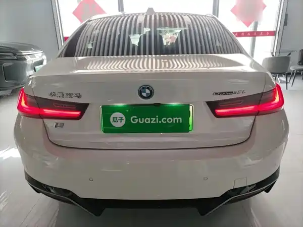 BMW i3 2024