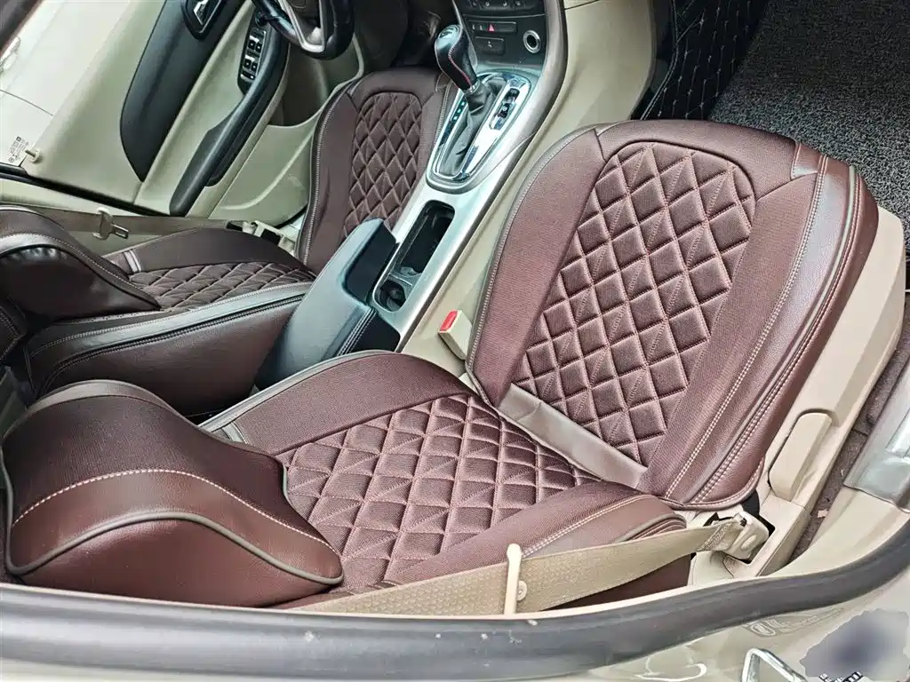 Chevrolet Malibu 2015 — фото 25
