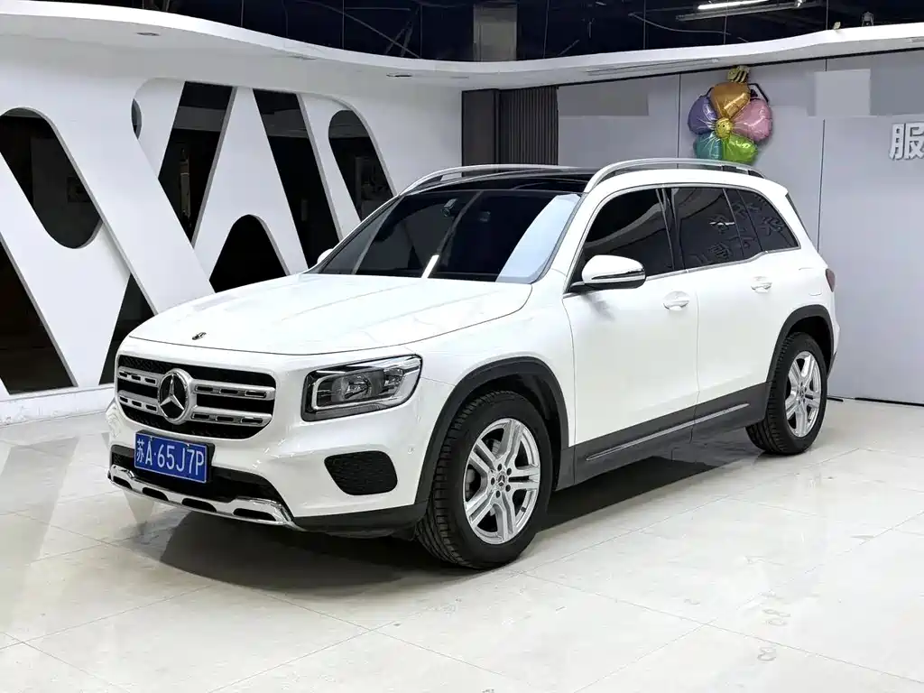 Mercedes-Benz GLB 2021