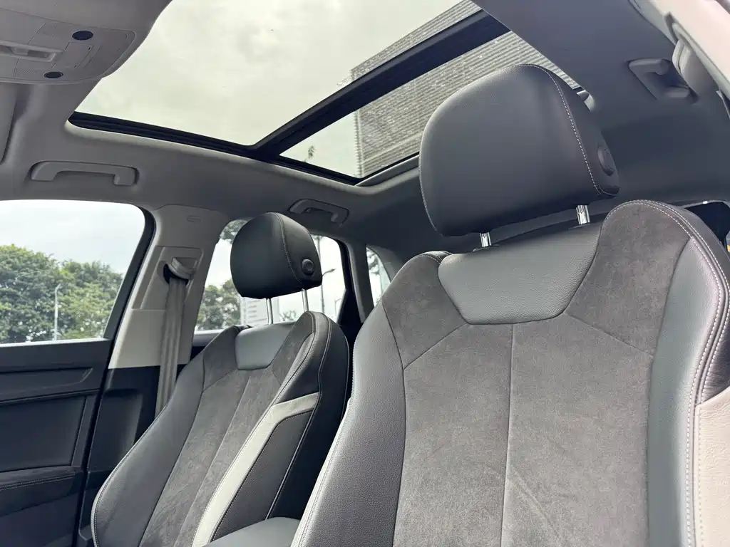 Audi Q3 2020 — фото 15