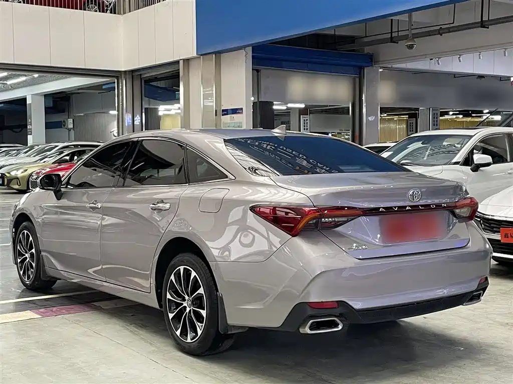 Toyota Avalon 2022 — фото 11