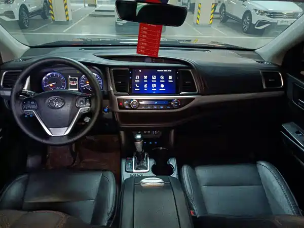 Toyota Highlander 2018