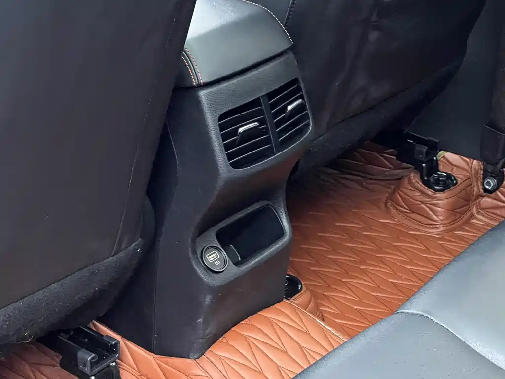 Kia KX3 2023 — фото 2
