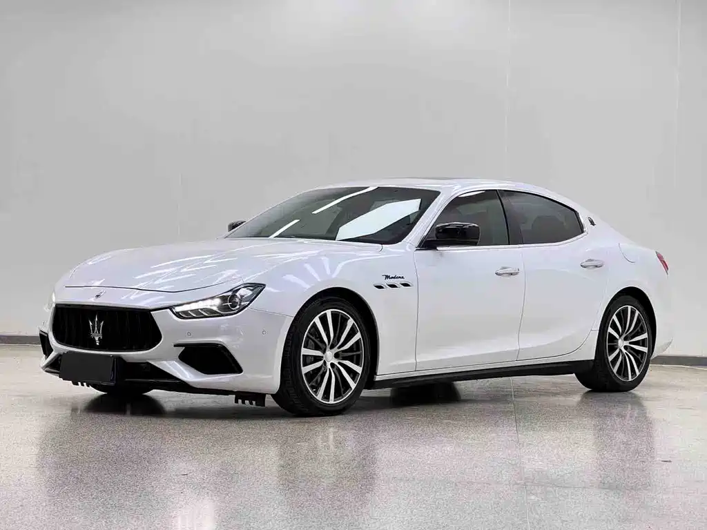 Maserati Ghibli 2016 — фото 1