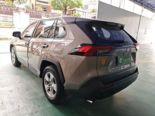 Toyota RAV4 2022